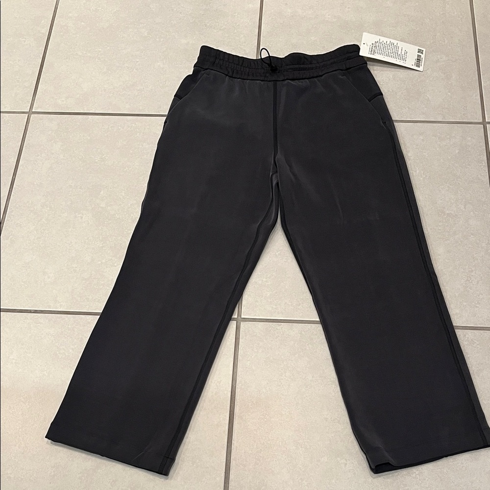 Lululemon Athletica Black Cropped Pants